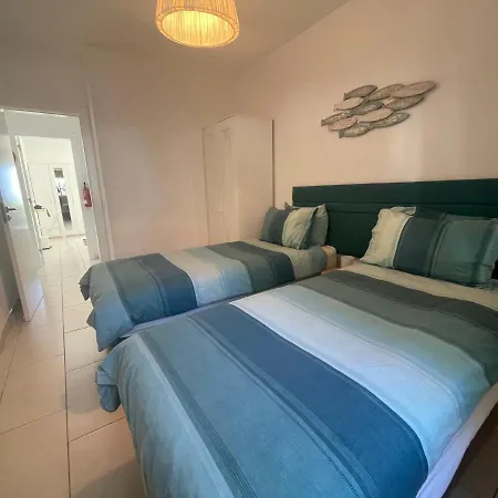 Apartment 1c Waterside *