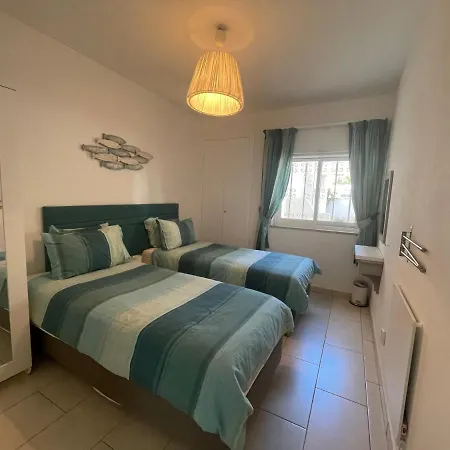 Apartment 1c Waterside *