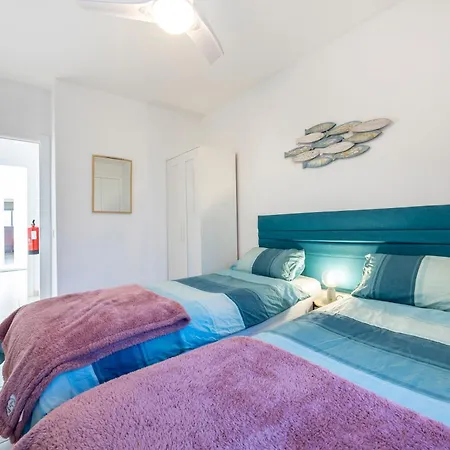 Апартаменты 1c Waterside With Shared Pool