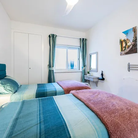 1c Waterside With Shared Pool Praia Da Luz